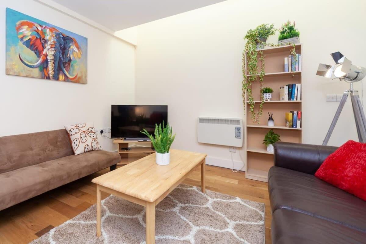 Characterful 2 Bedroom In Brixton Apartament Londra